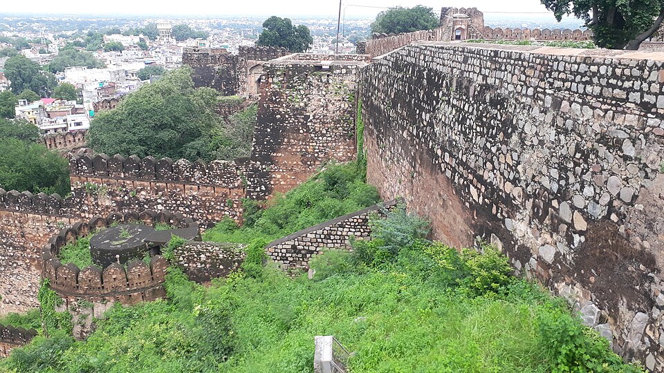झांसी में प्रेमिका को गोली मारने वाला मुठभेड़ में गिरफ्तार