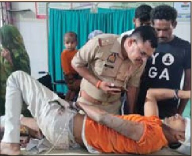 तेज रफ्तार कार ने मारी बाइक को टक्कर