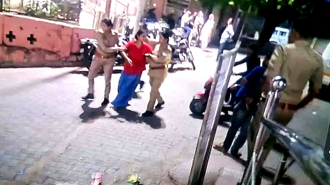 शराब नहीं मिली तो होटल में हंगामा